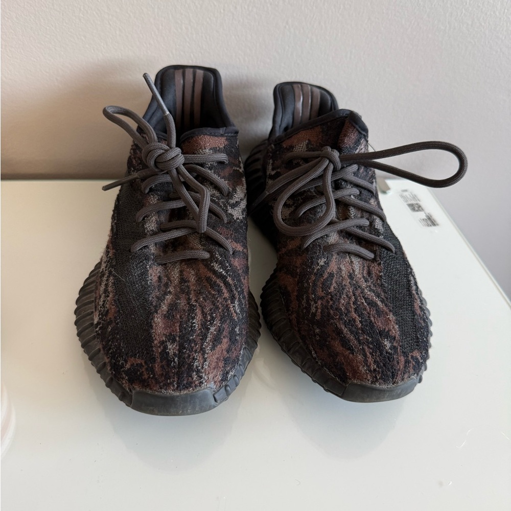 Yeezy men’s 6 - women’s 7/7.5